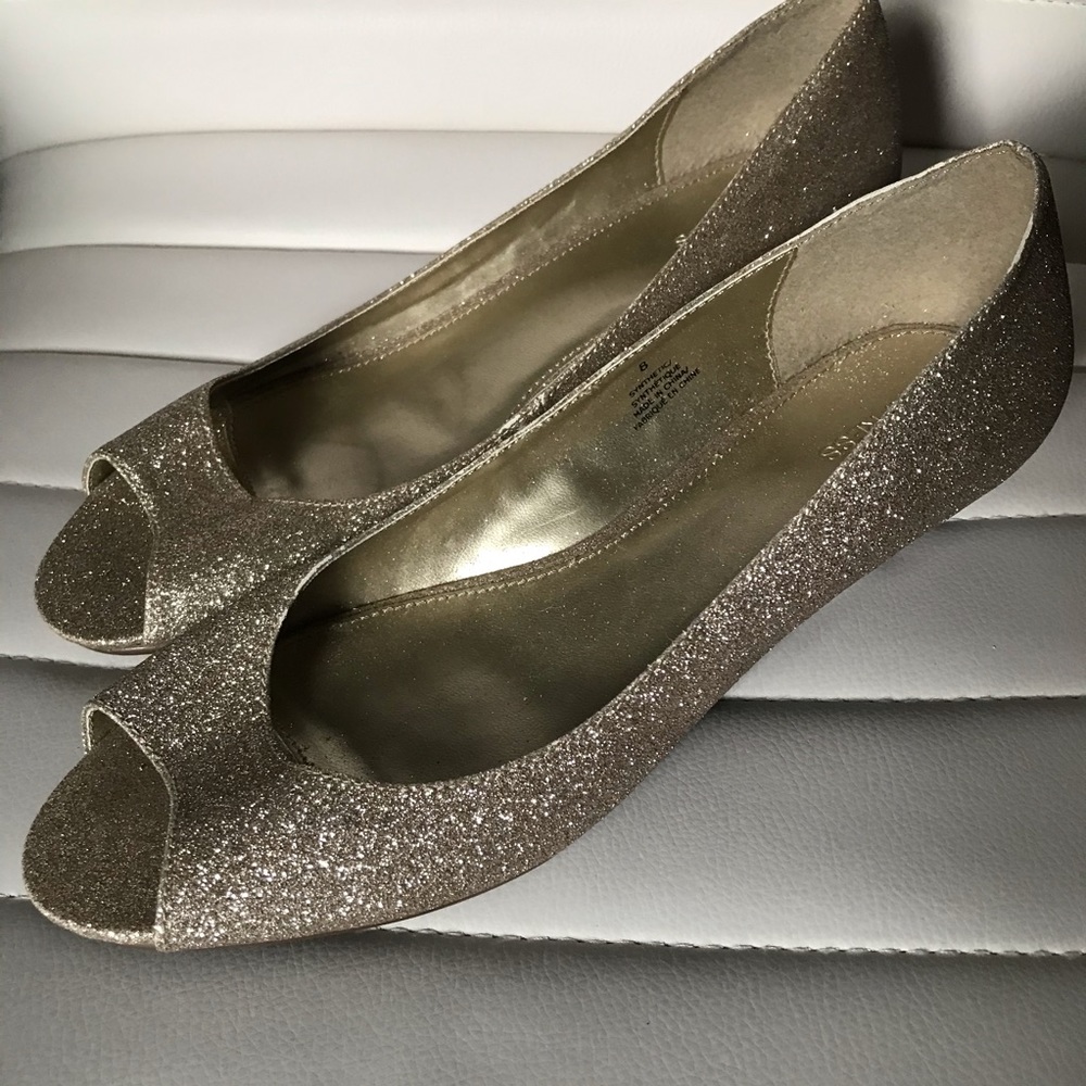 Express Gold Glitter Wedges